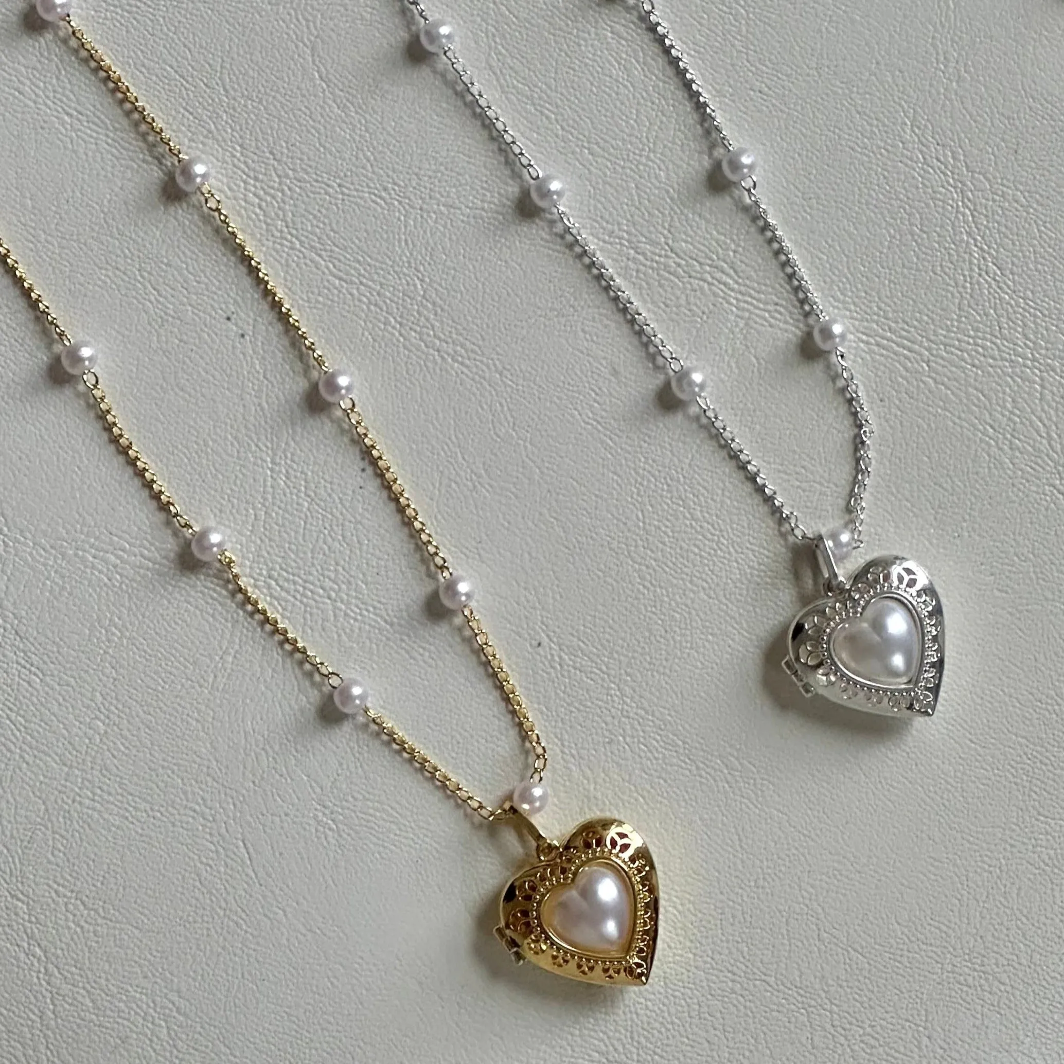 Vanessa Vintage Necklace sold by Evry Jewels product image thumbnail 5