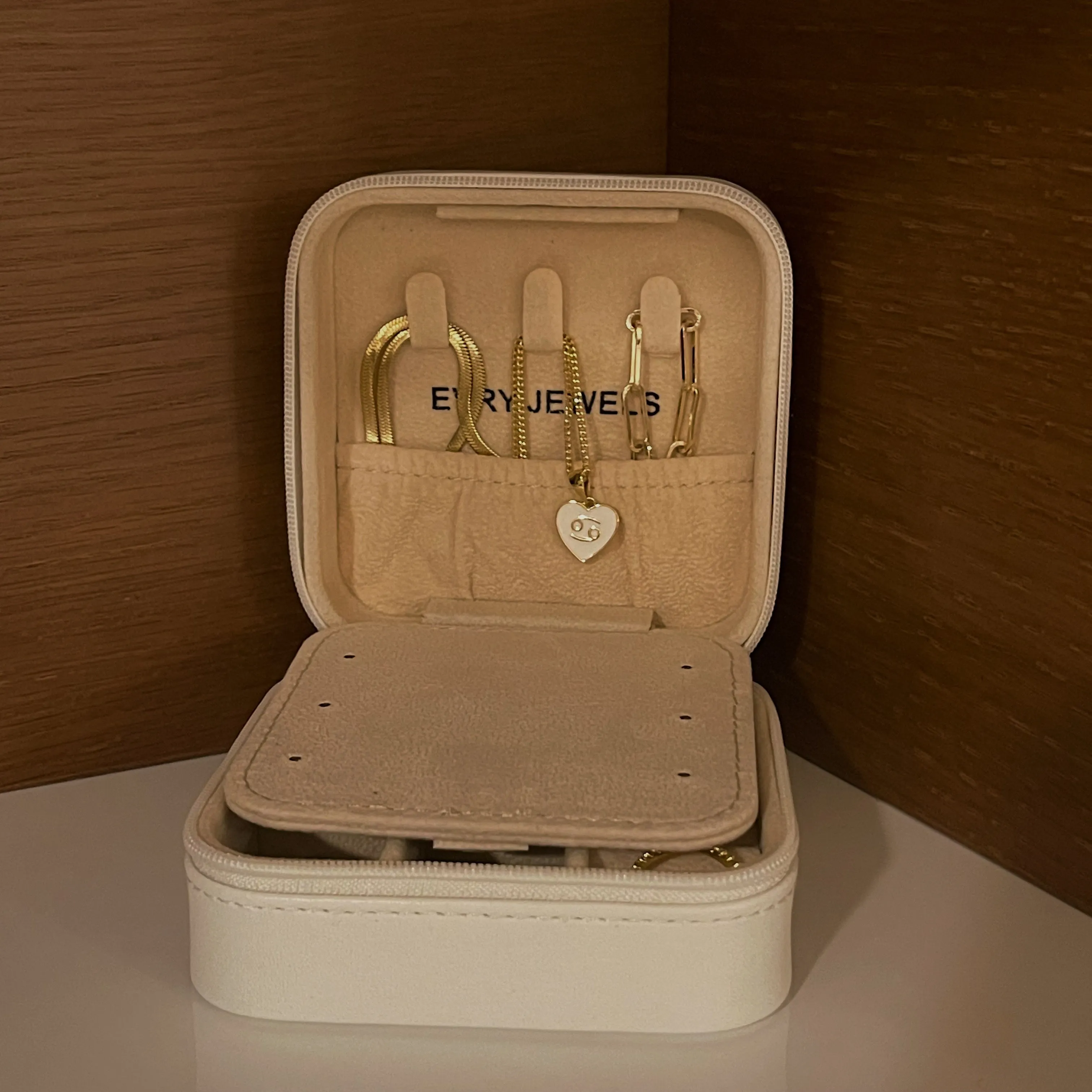 Evry Jewelry Box sold by Evry Jewels product image thumbnail 4
