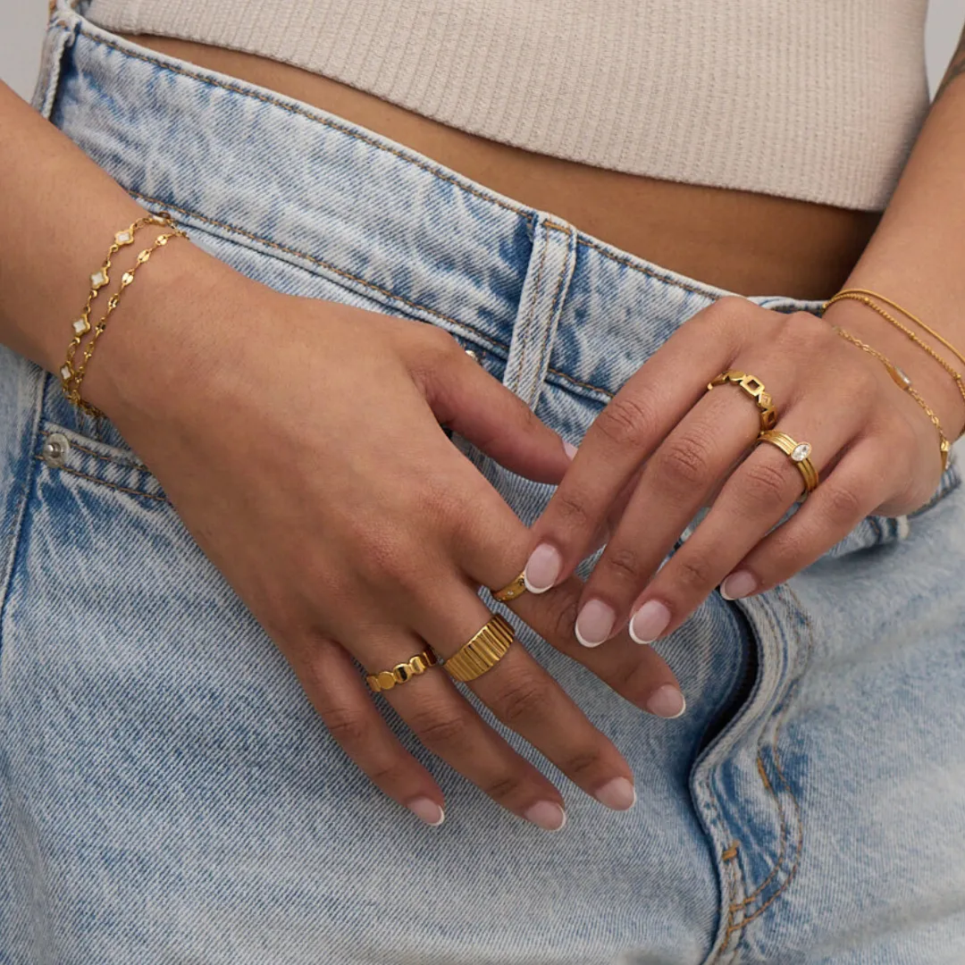 Zena Ring sold by Evry Jewels product image thumbnail 3