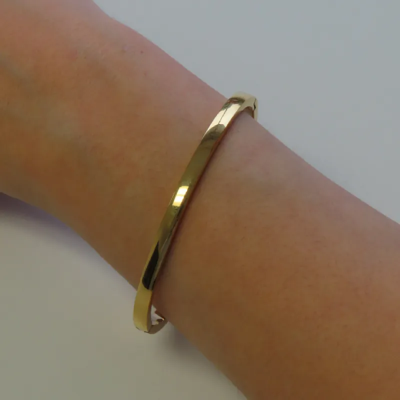 Daily Bangle sold by Evry Jewels