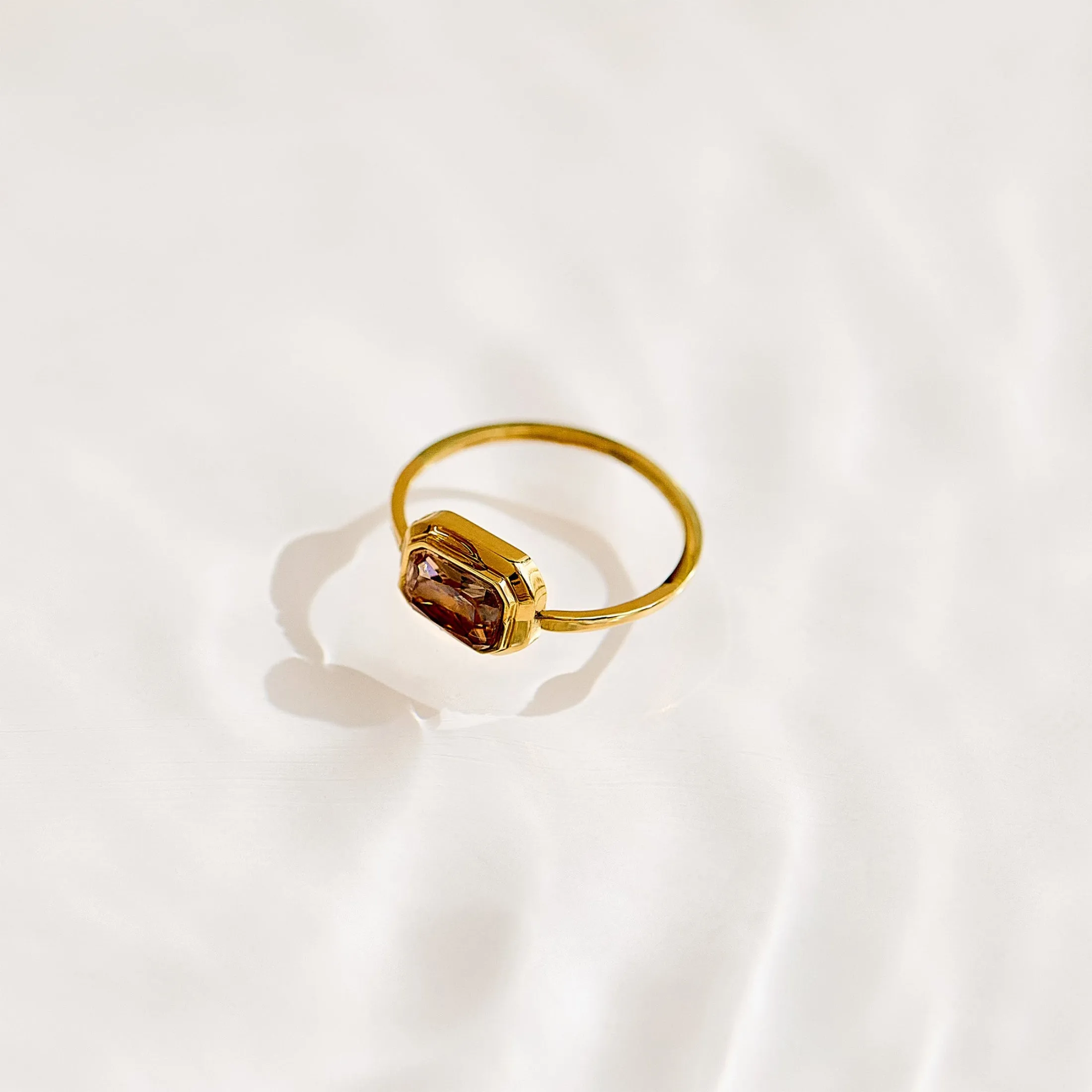 Diana Ring sold by Evry Jewels product image thumbnail 4