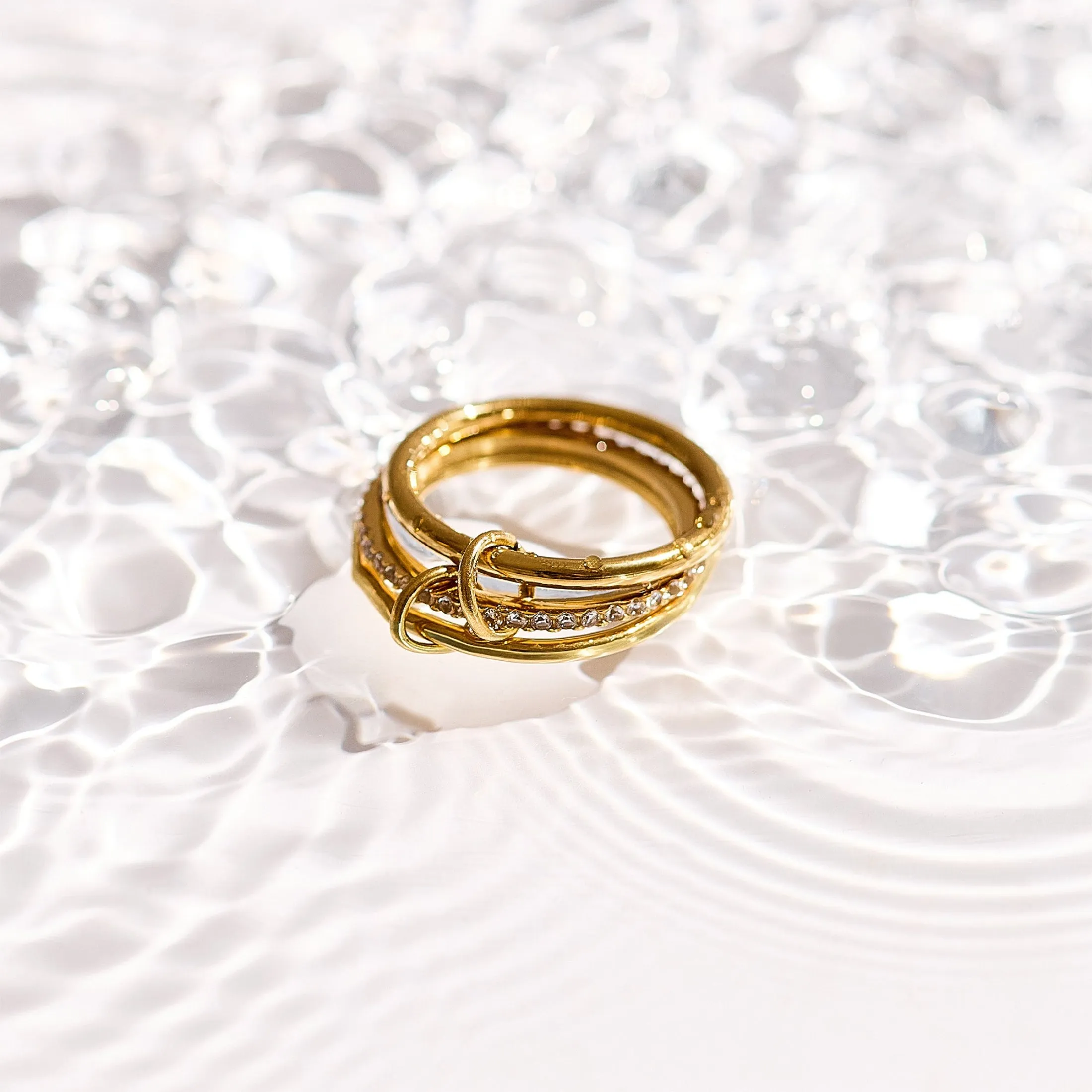 Stacked Linked Crystal Band Ring sold by Evry Jewels product image thumbnail 3