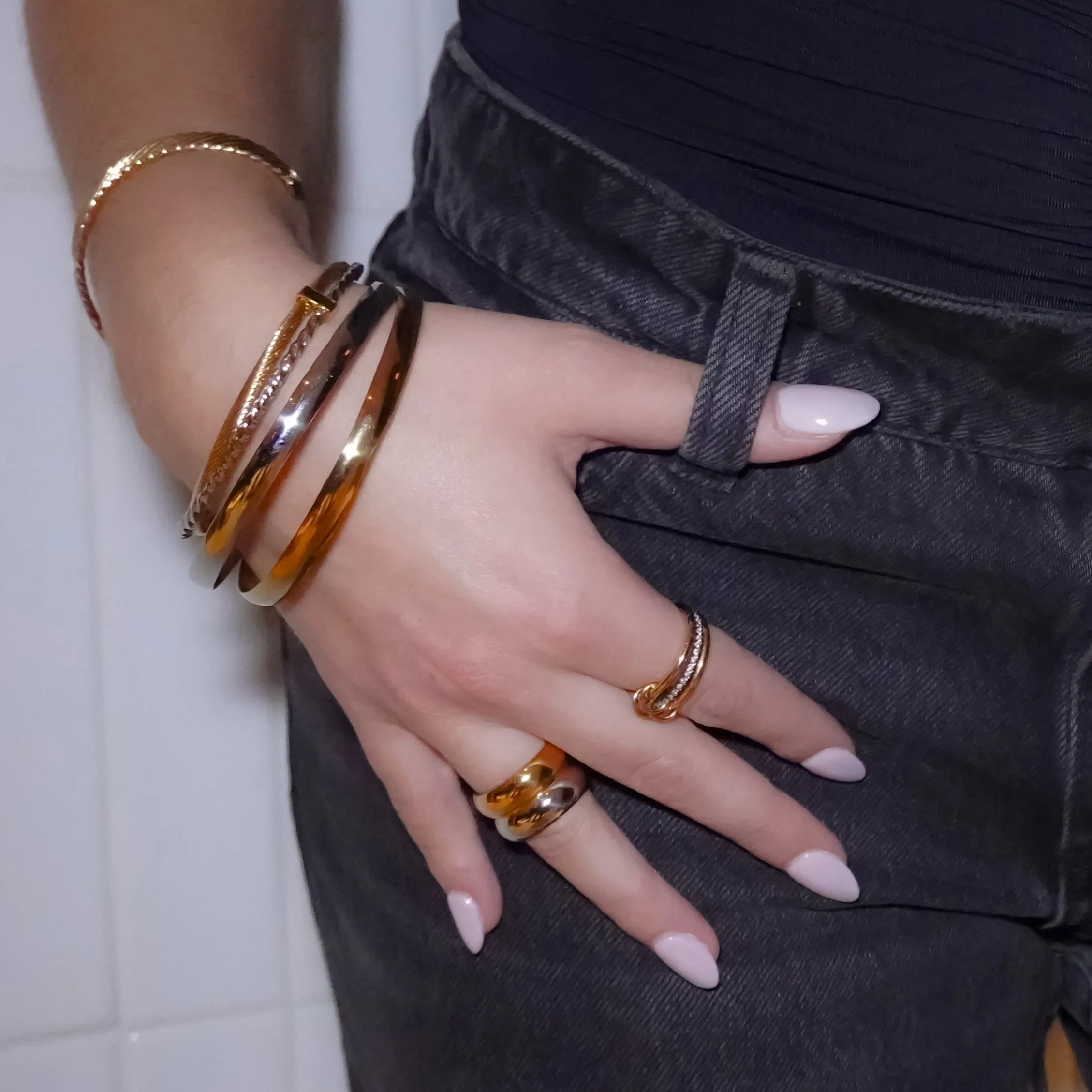 Flashback Bangle sold by Evry Jewels product image thumbnail 2