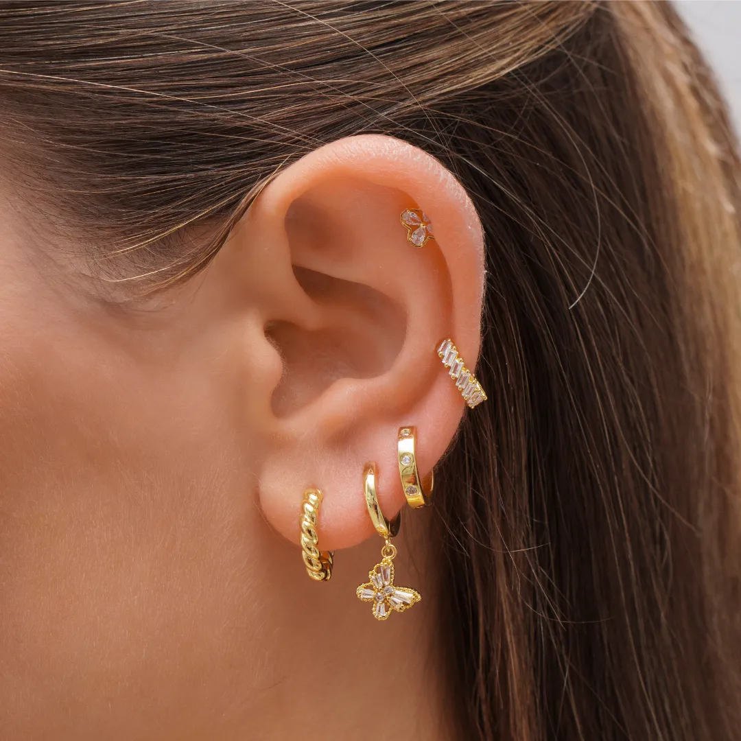 Croissant Earrings (VIP) sold by Evry Jewels product image thumbnail 2