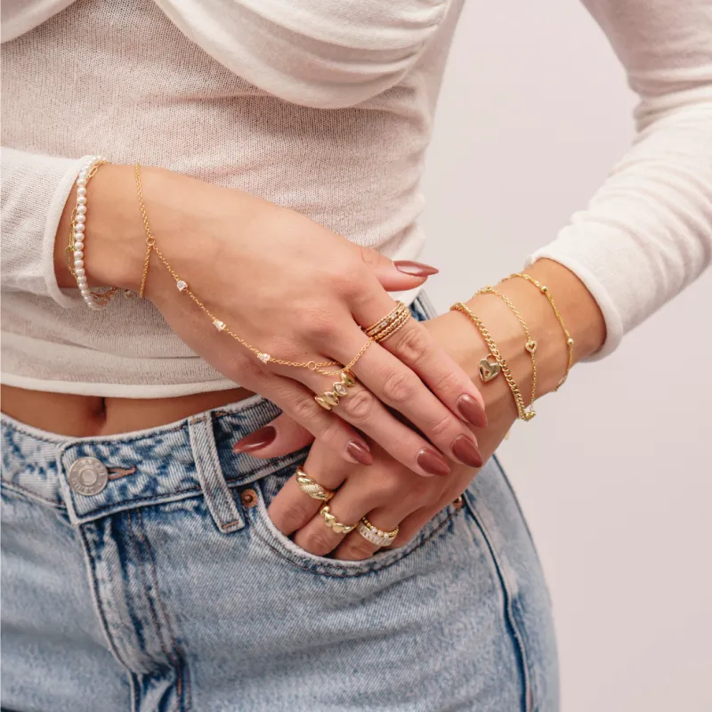 Full of Love Hand Chain (VIP) sold by Evry Jewels