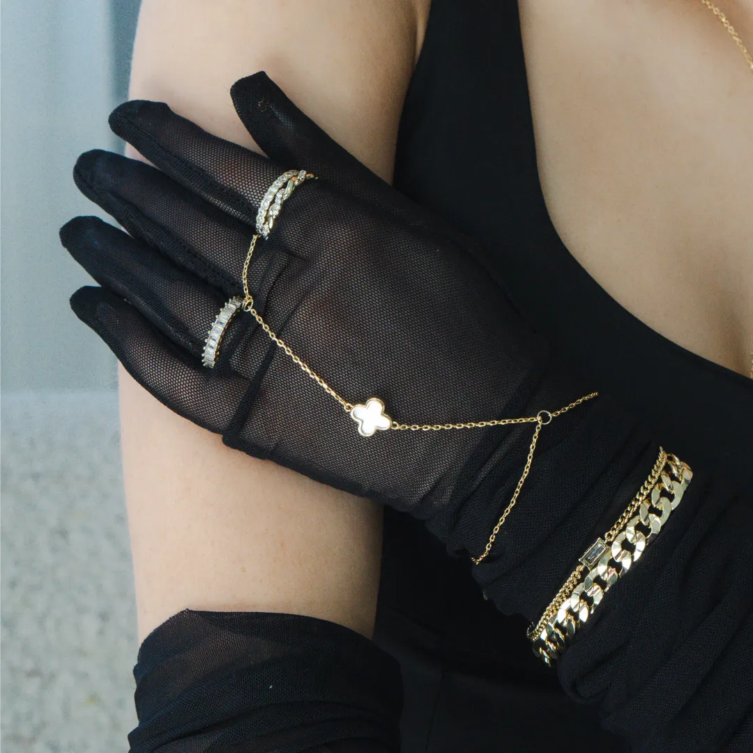 Lucky Hand Chain (VIP) sold by Evry Jewels product image thumbnail 4