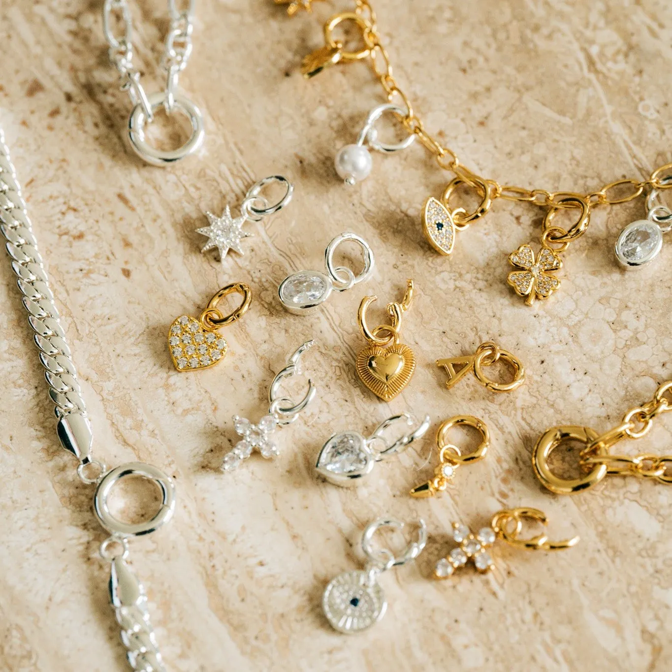 Clover Charm (VIP) sold by Evry Jewels product image thumbnail 2