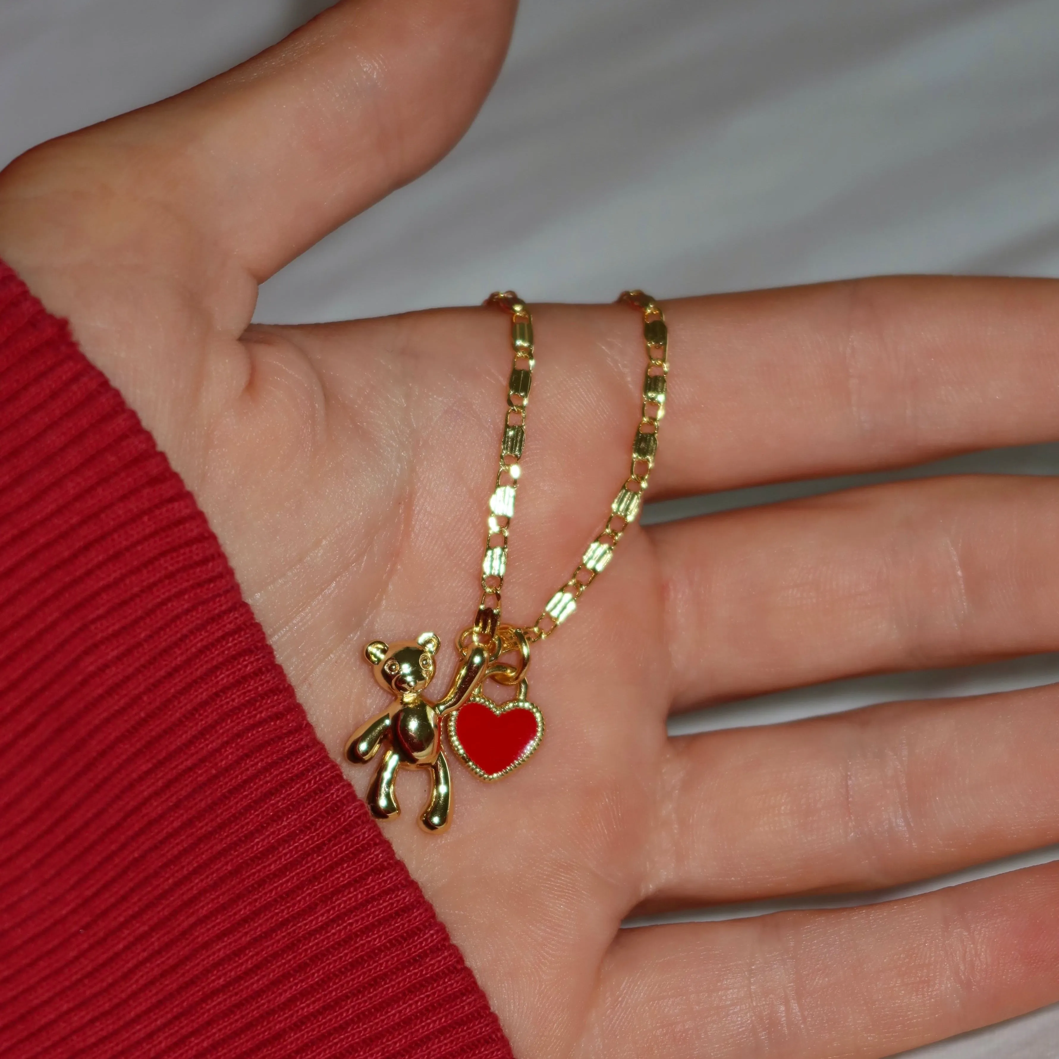 Heart & Hug Necklace (VIP) sold by Evry Jewels product image thumbnail 3