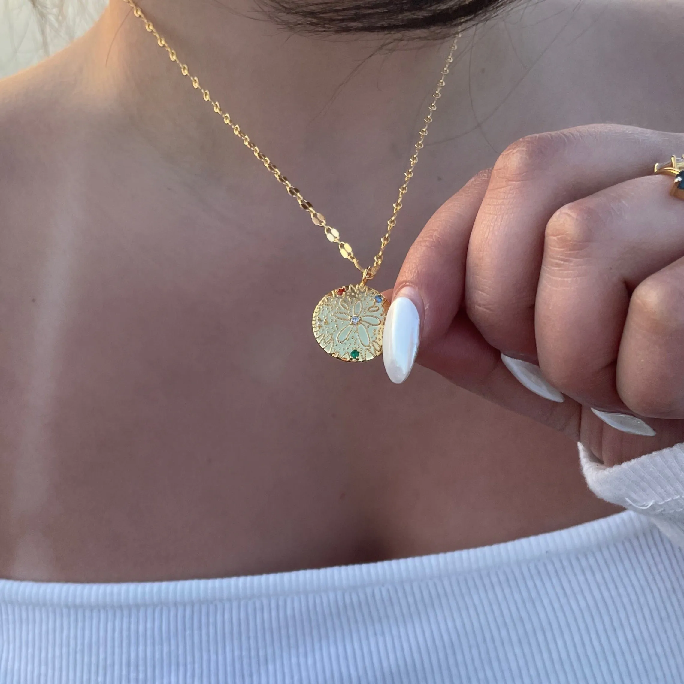 Ocean Glow Necklace (VIP) sold by Evry Jewels product image thumbnail 2