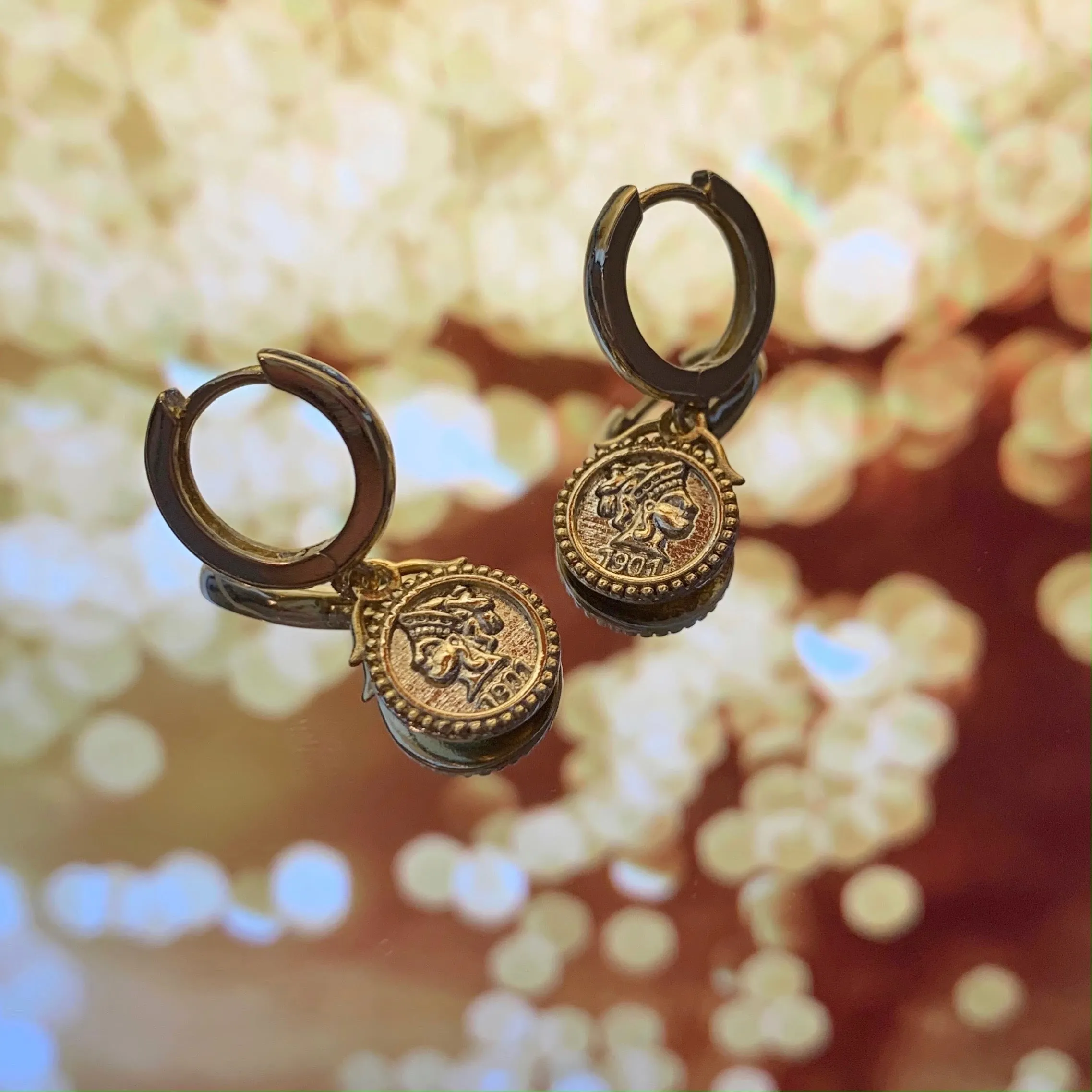 It's Vintage Earrings (VIP) sold by Evry Jewels product image thumbnail 4