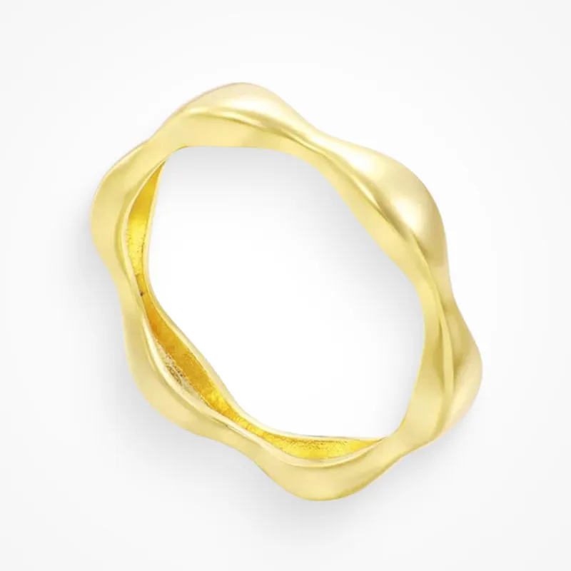 Manhattan Ring (VIP) sold by Evry Jewels