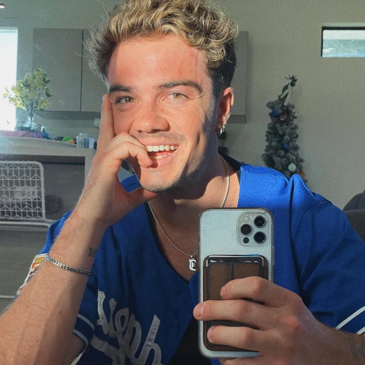 Mr. Jones Bracelet (VIP) sold by Evry Jewels product image thumbnail 3