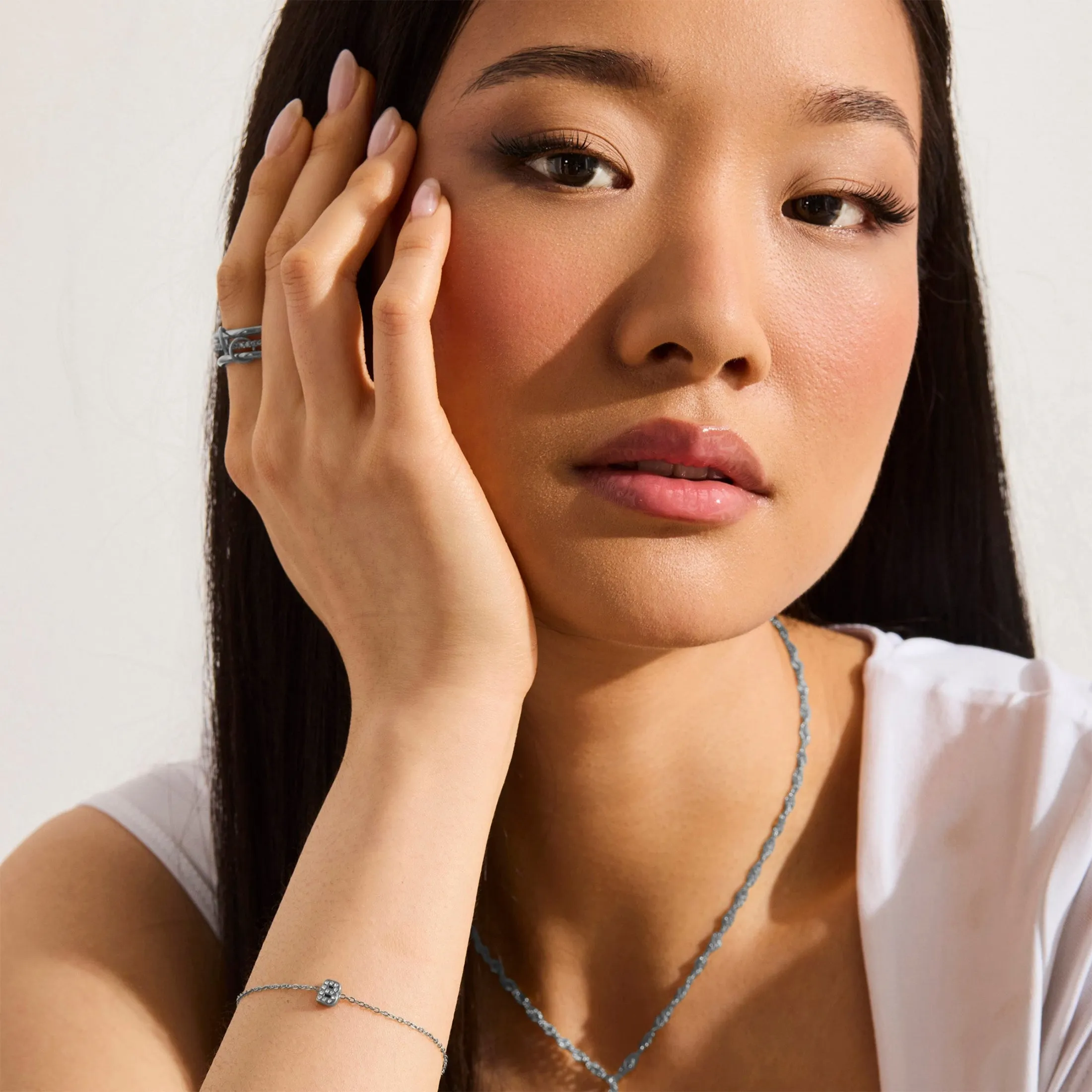 Pavé Crystal B Initial Bracelet sold by Evry Jewels product image thumbnail 4