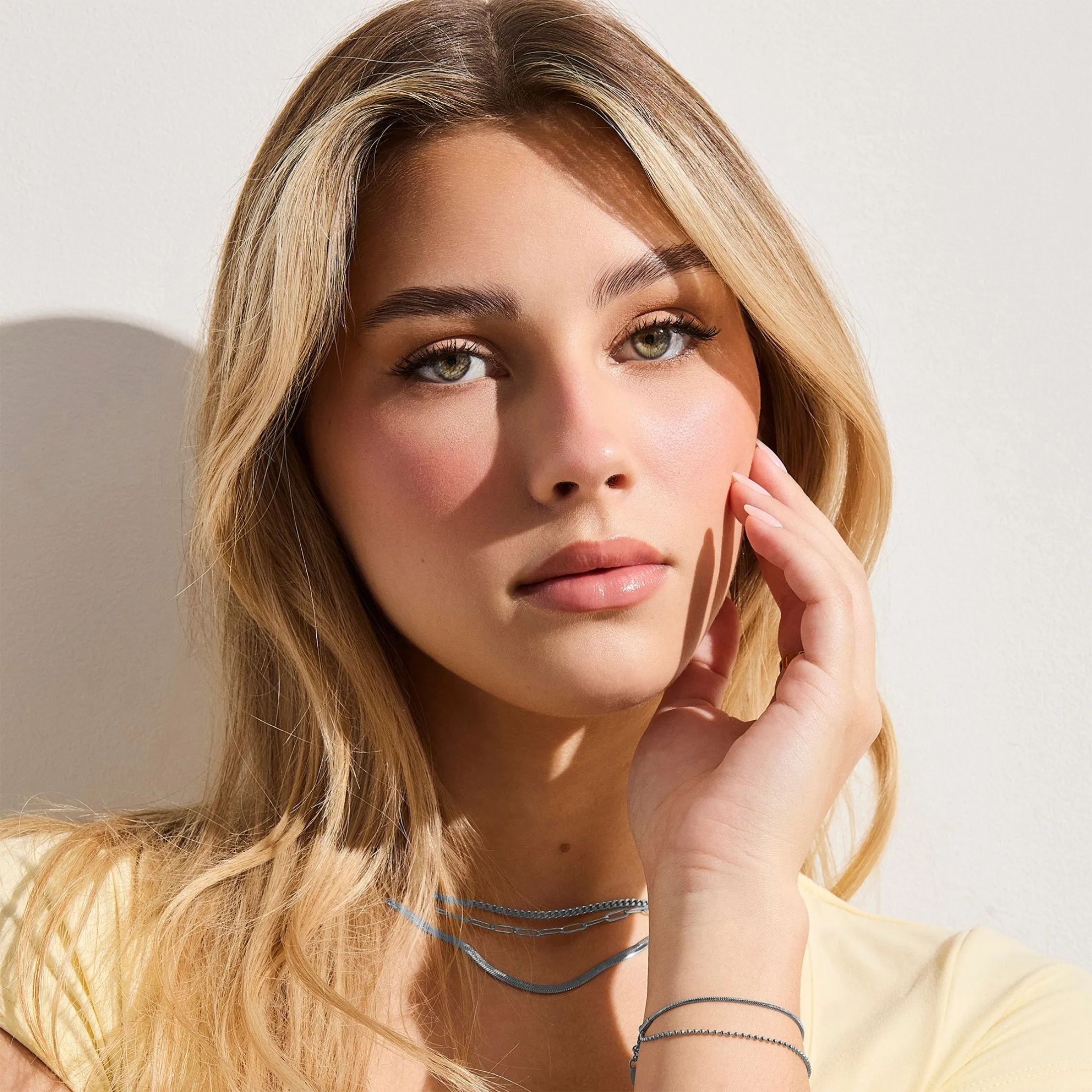 Triple Layer Chain Necklace Set sold by Evry Jewels product image thumbnail 4