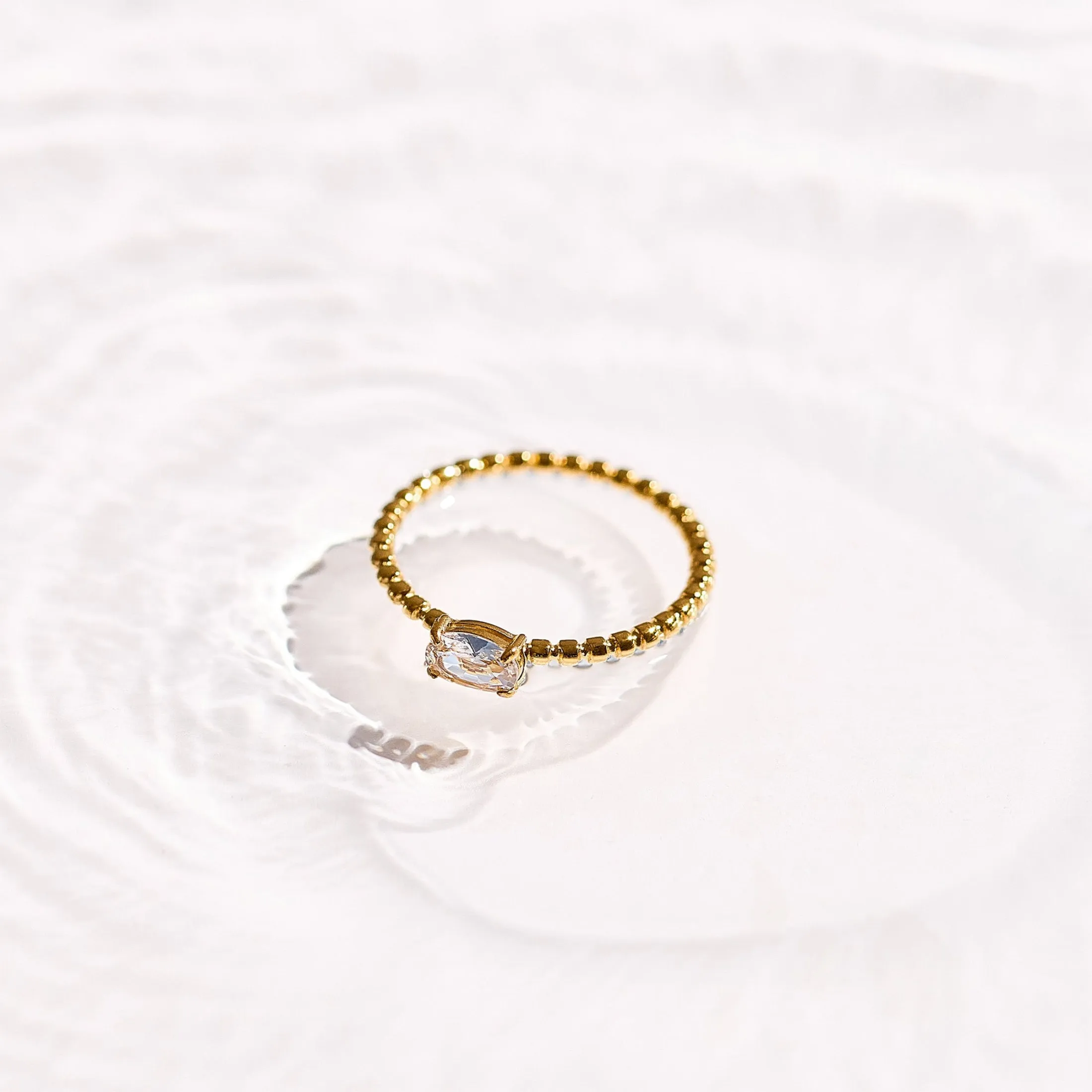 Oval Radiance Ring sold by Evry Jewels product image thumbnail 3