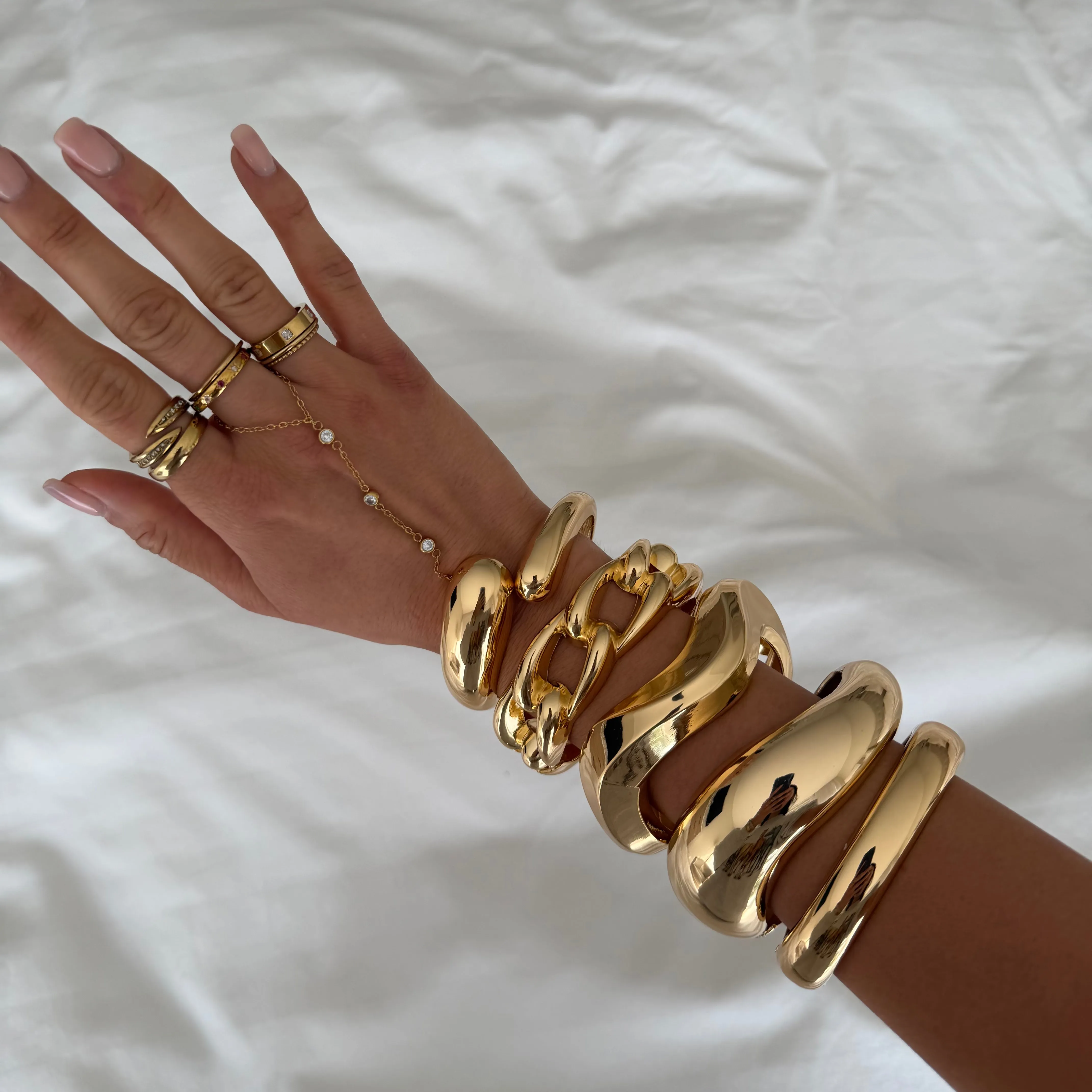 Chunky Bangles sold by Evry Jewels
