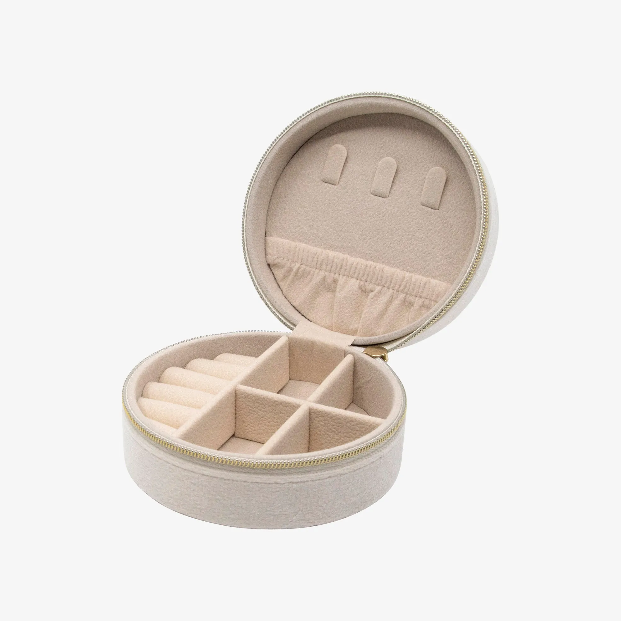 Round Velvet Travel Jewelry Case sold by Evry Jewels product image thumbnail 5
