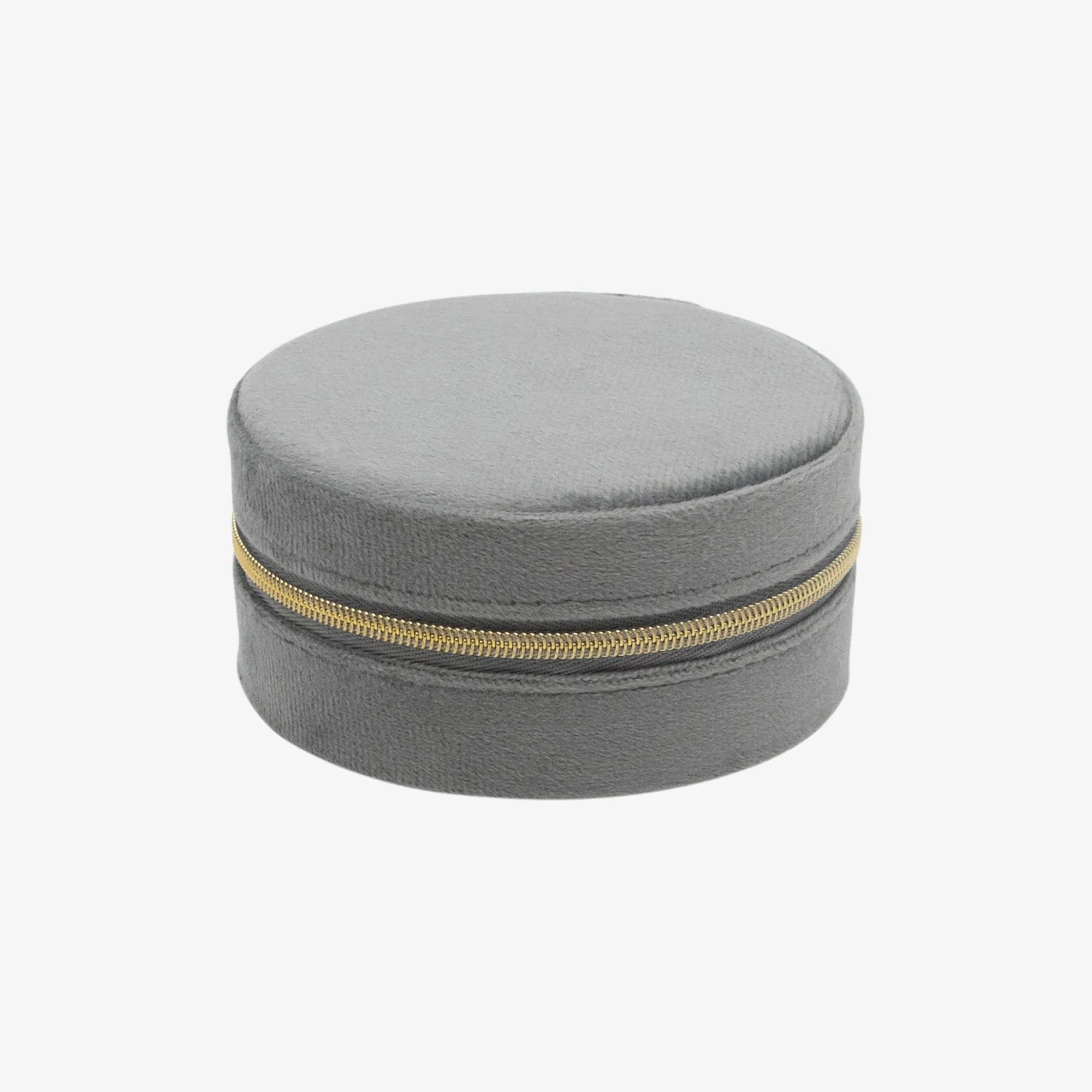 Round Velvet Travel Jewelry Case sold by Evry Jewels product image thumbnail 2
