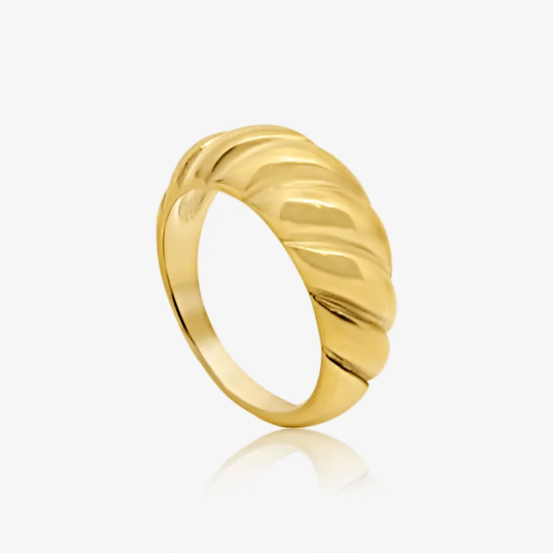 Croissant Ring made by Evry Jewels