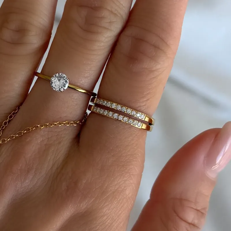 Glow Harmony Ring made by Evry Jewels