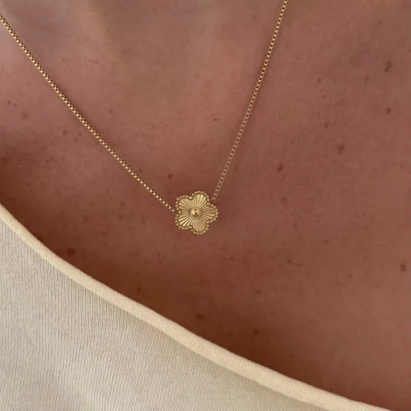 Lucky Bloom Necklace made by Evry Jewels