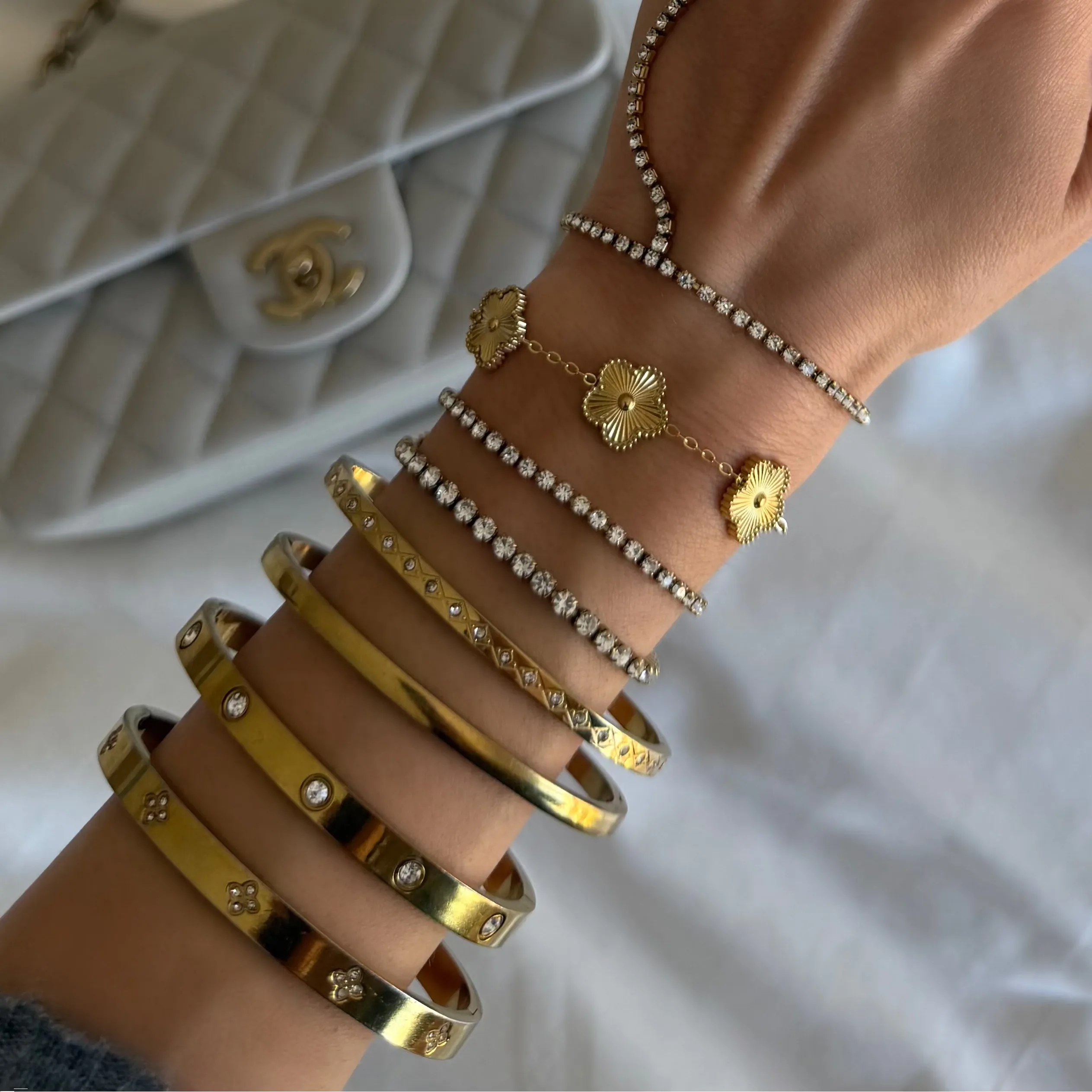 Lucky Bloom Bracelet sold by Evry Jewels product image thumbnail 3