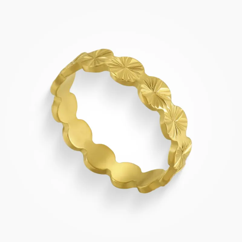 Sparks Fly Ring made by Evry Jewels