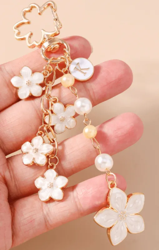 Daisy Springs Bag Charm made by Lina