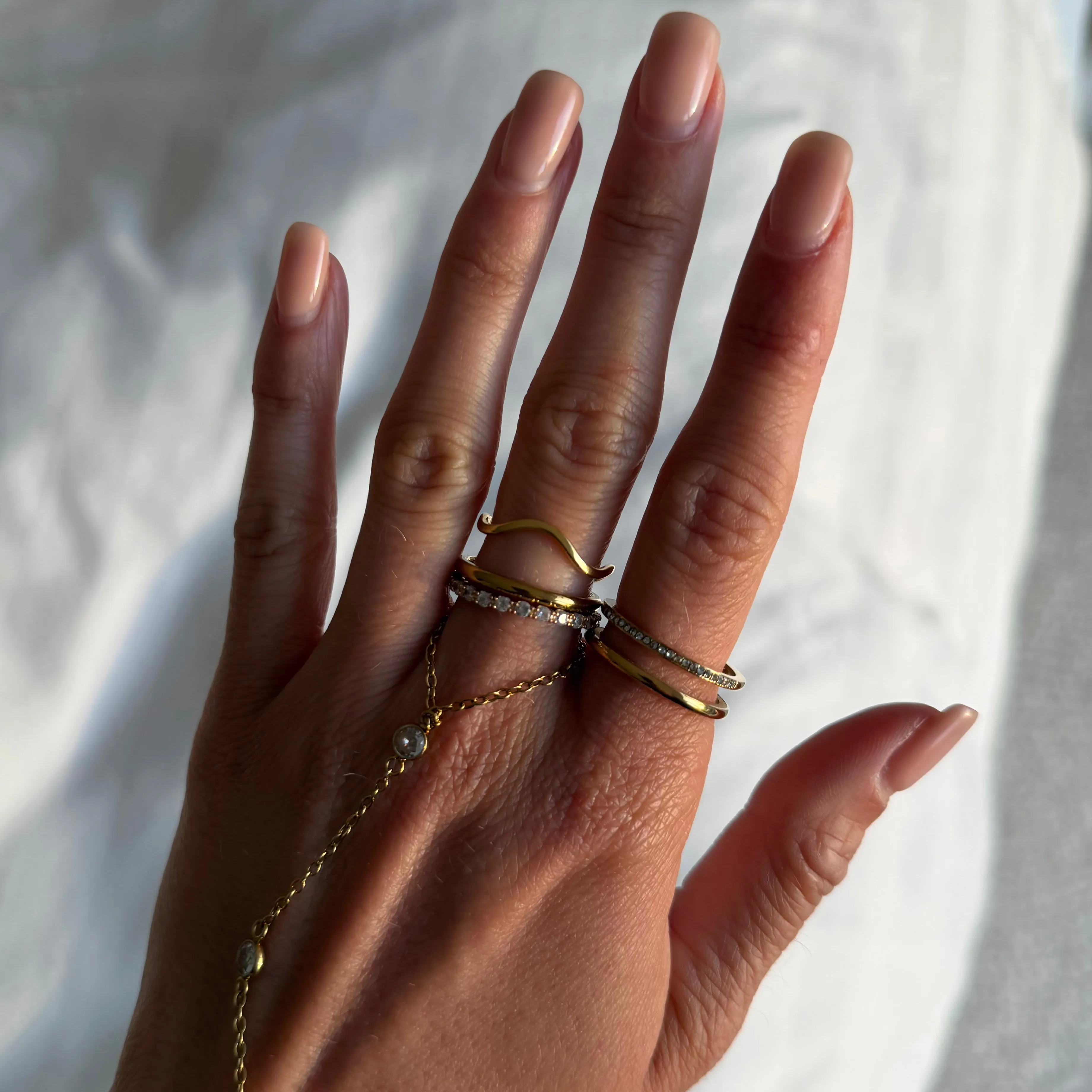 Daydream Wave Pinky Ring sold by Evry Jewels product image thumbnail 4