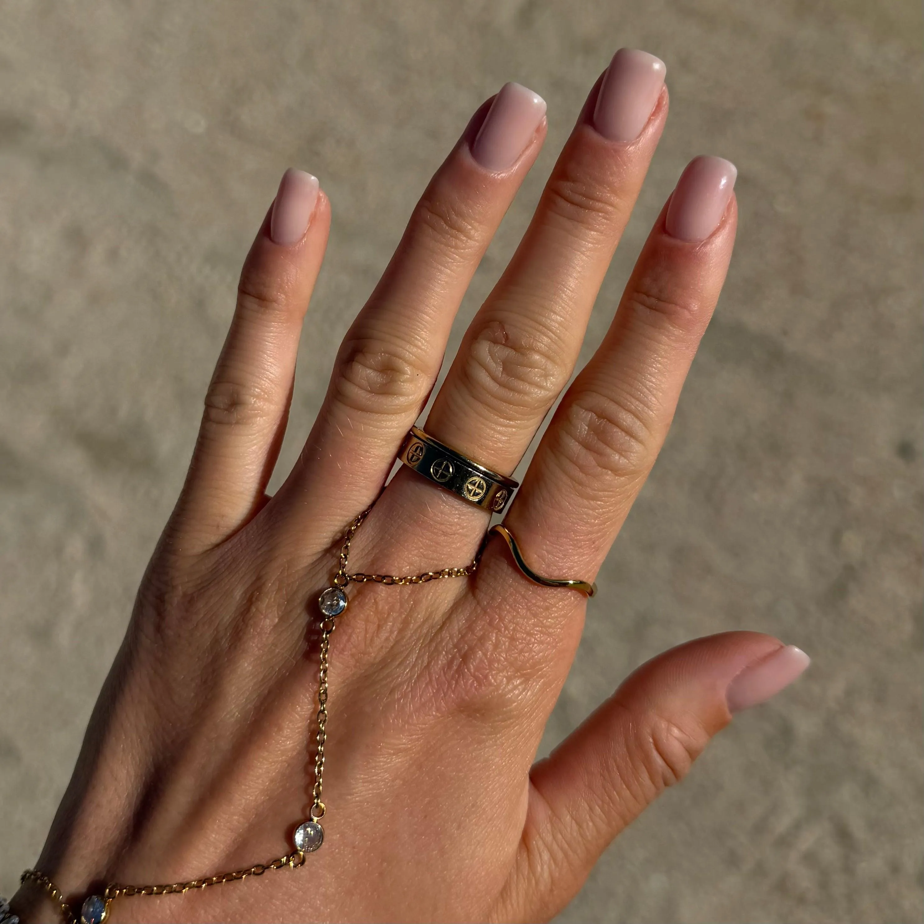 Daydream Wave Pinky Ring sold by Evry Jewels product image thumbnail 3