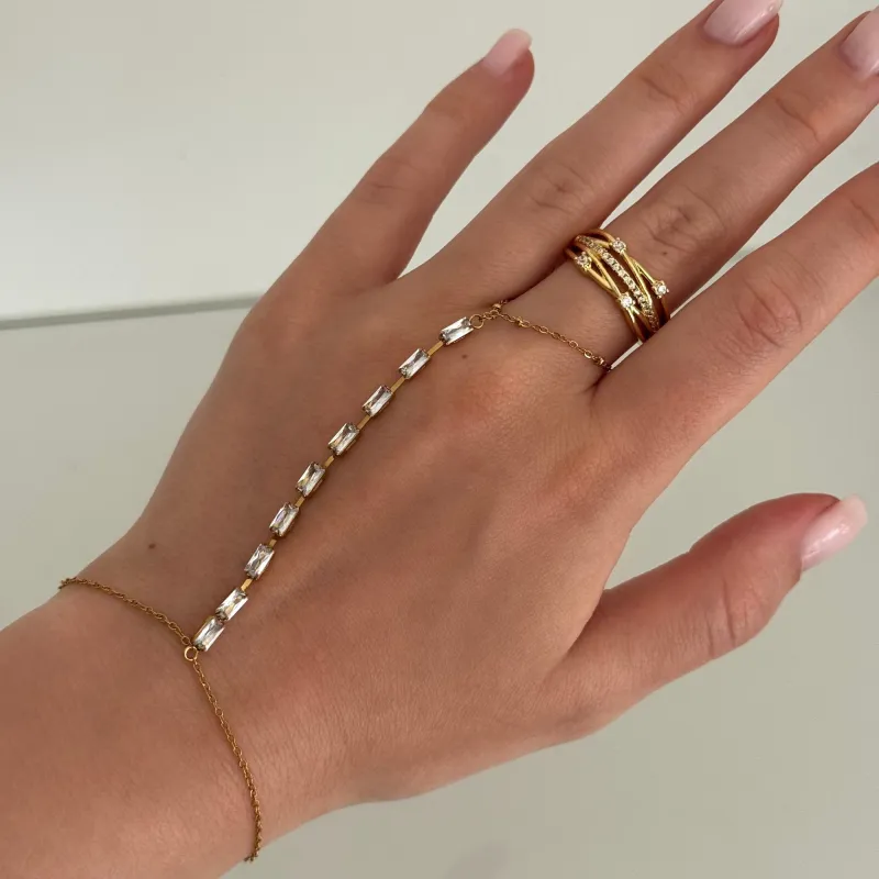 Soft Control Hand Chain made by Evry Jewels