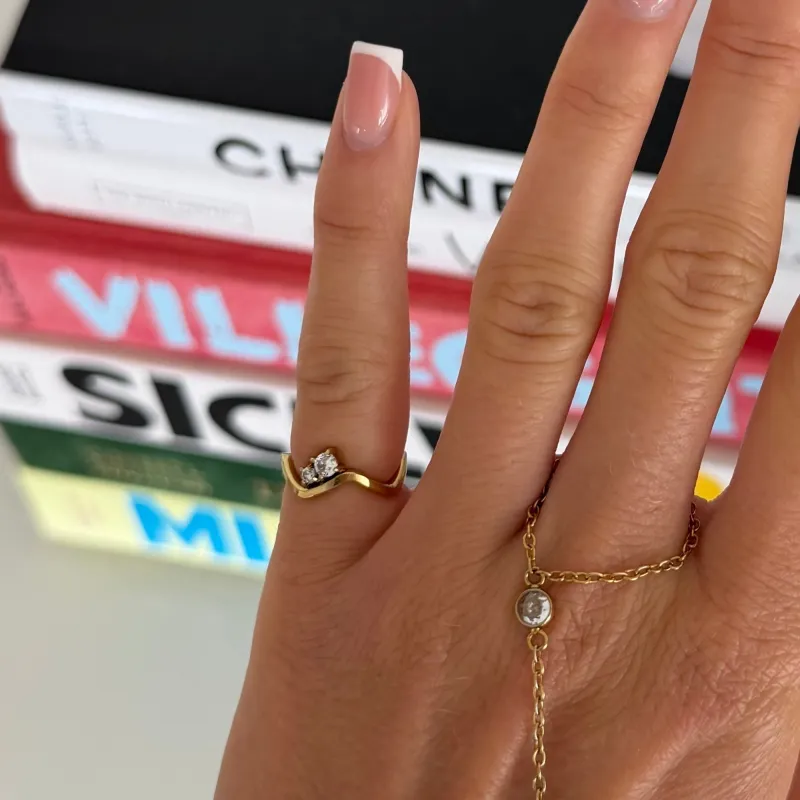 Shimmer Wave Ring made by Evry Jewels