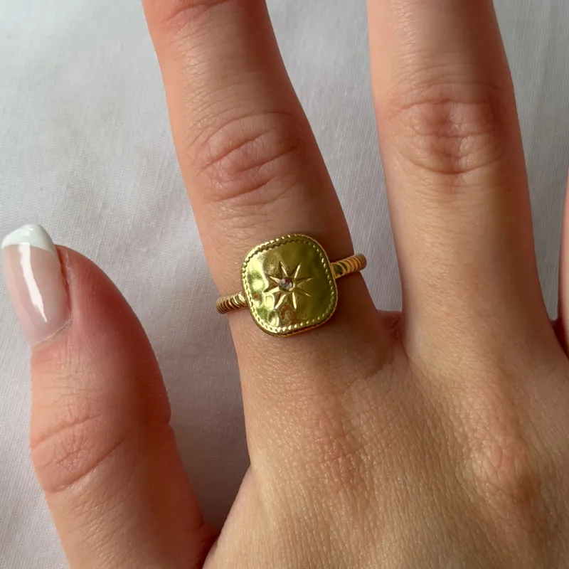 Sun Kiss Ring made by Evry Jewels