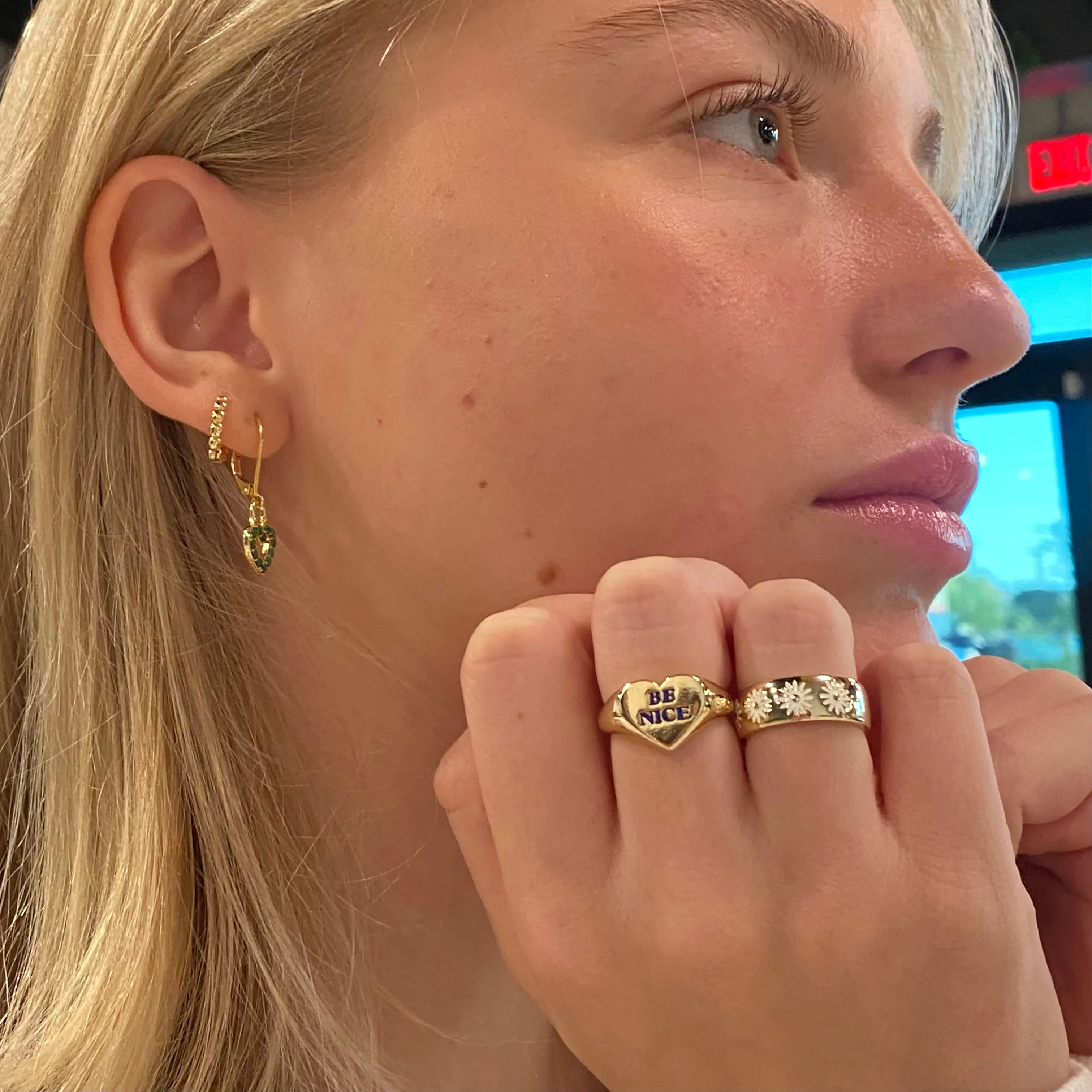 Miss Daisy Ring sold by Evry Jewels product image thumbnail 2