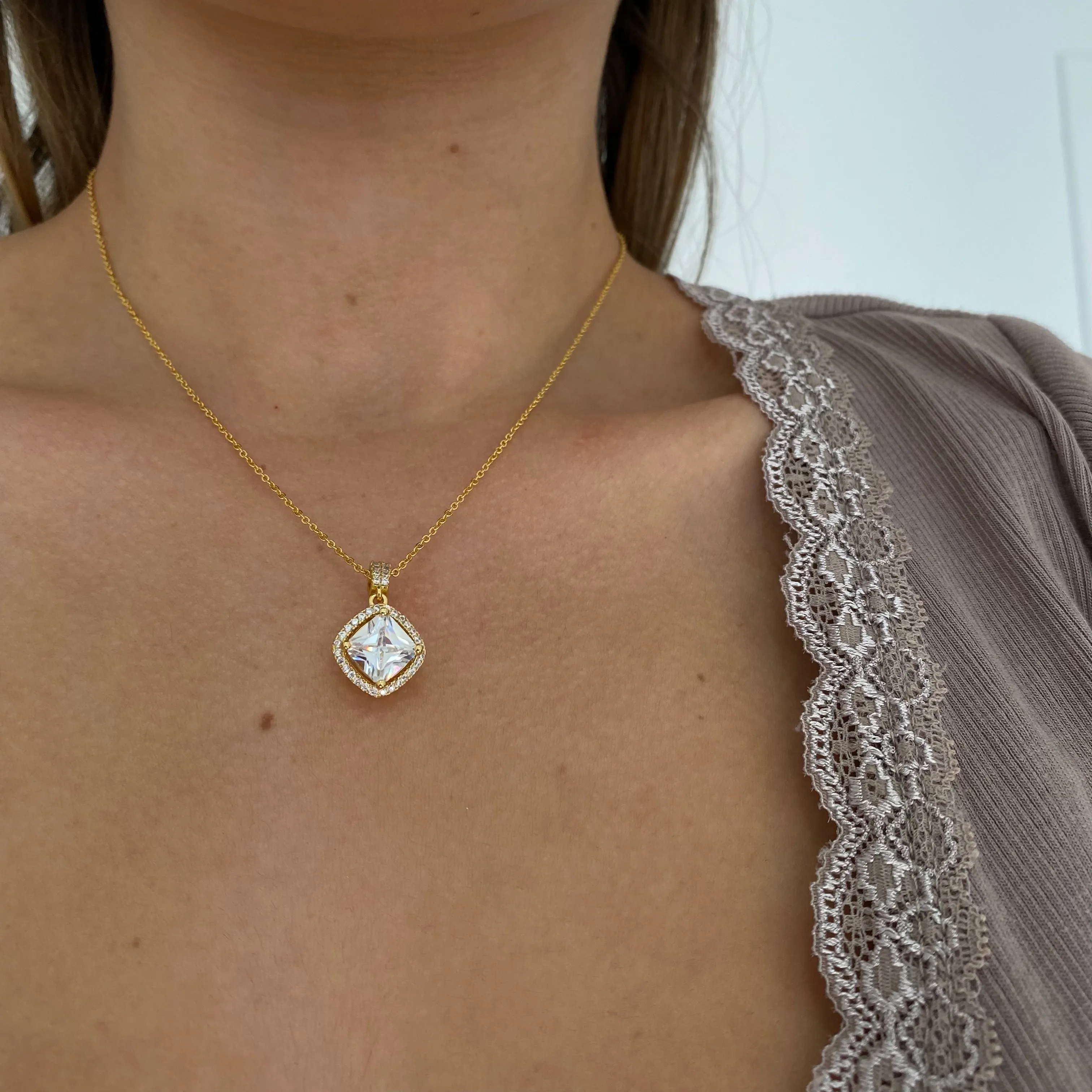 Cinderella Necklace sold by Evry Jewels product image thumbnail 2