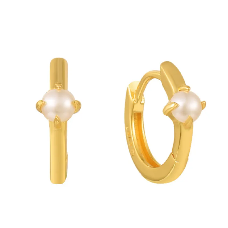 She's a Pearl Earrings sold by Evry Jewels