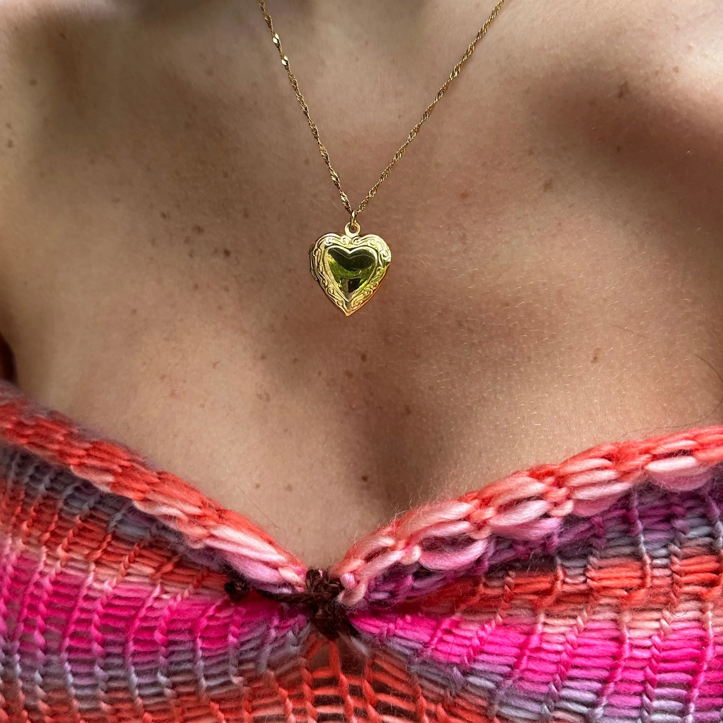 Lover Locket Necklace sold by Evry Jewels product image thumbnail 2