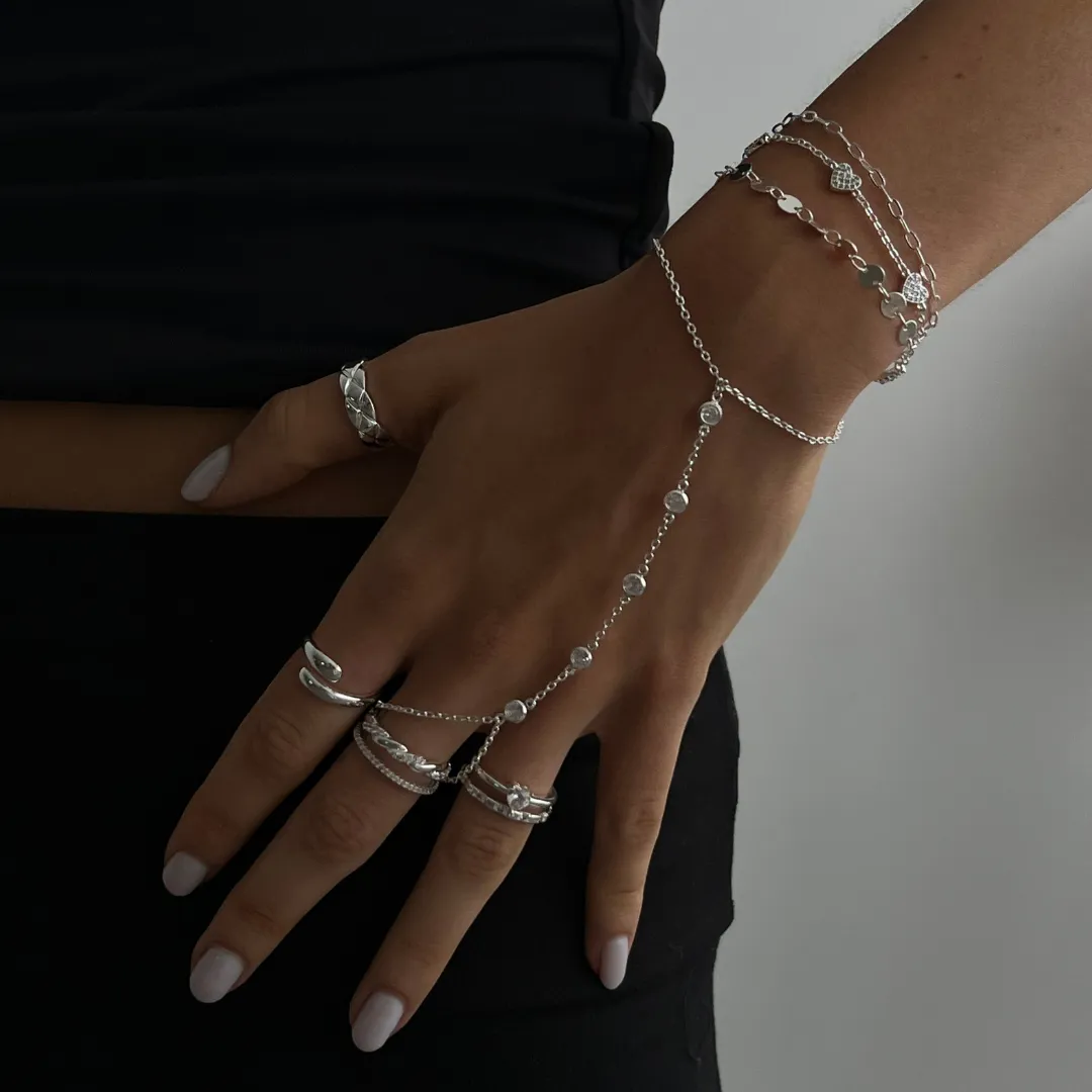 Afterglow Hand Chain sold by Evry Jewels product image thumbnail 2