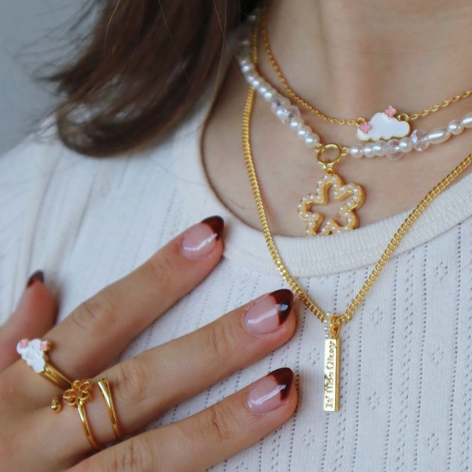 Blossoming Necklace sold by Evry Jewels product image thumbnail 3