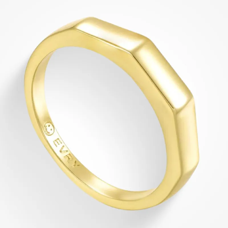 Boxy Ring sold by Evry Jewels