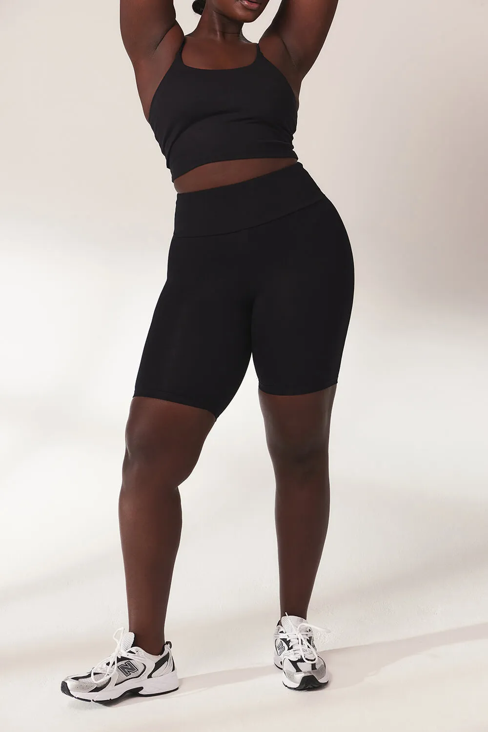 Curve Lightweight Everyday Cycling Shorts - Black sold by LOVALL product image thumbnail 3