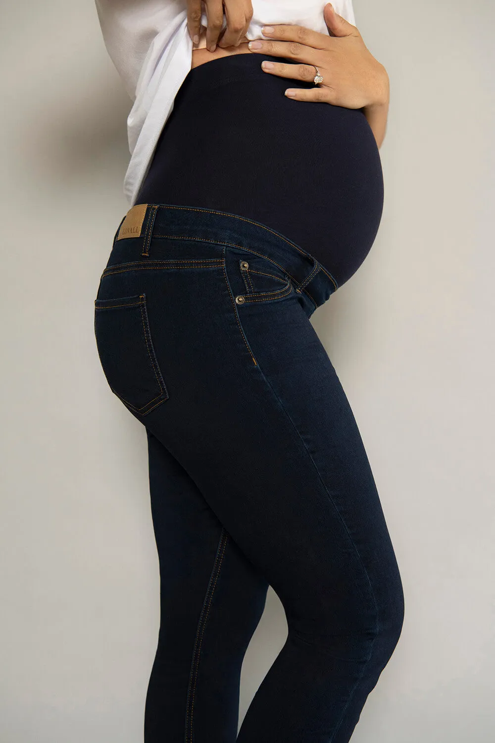 Ankle Grazer Maternity Jeggings - Dark Blue sold by LOVALL product image thumbnail 4
