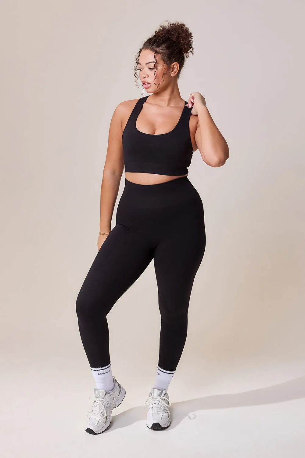Curve Sculpt Seamless Sports Bra - Black sold by LOVALL product image thumbnail 3