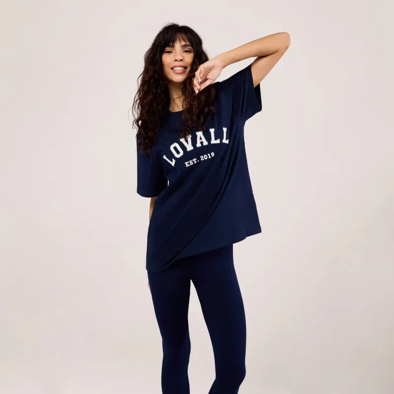 Graphic T-shirt Varsity - Navy made by LOVALL