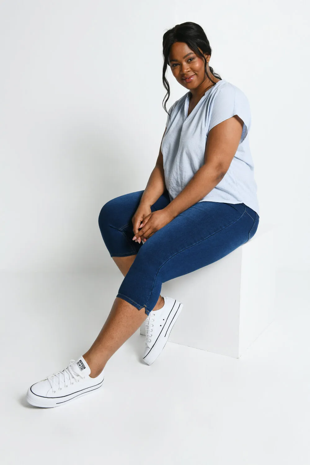 Curve Cropped Jeggings - Dark Blue sold by LOVALL product image thumbnail 5