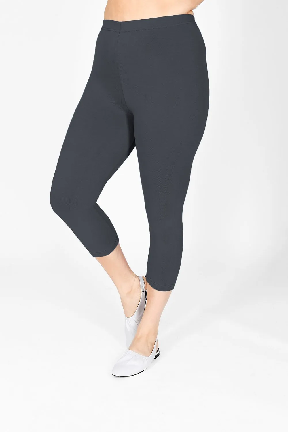 Curve Everyday Cropped Leggings - Odyssey Grey sold by LOVALL product image thumbnail 2