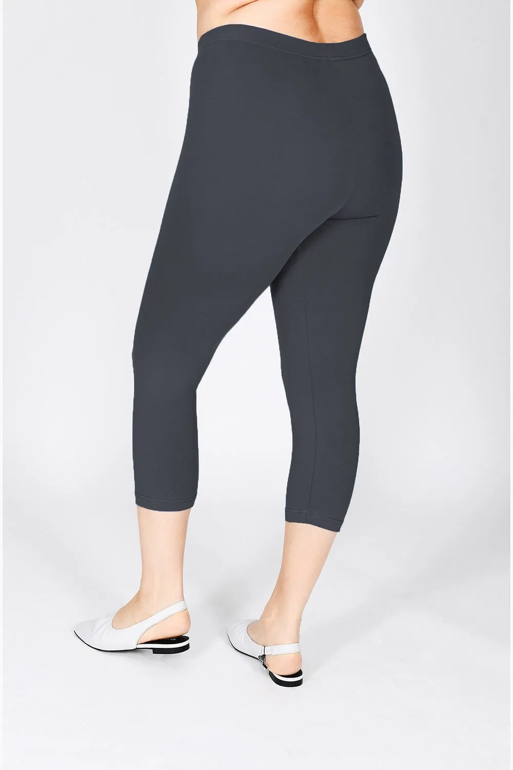 Curve Everyday Cropped Leggings - Odyssey Grey sold by LOVALL product image thumbnail 3