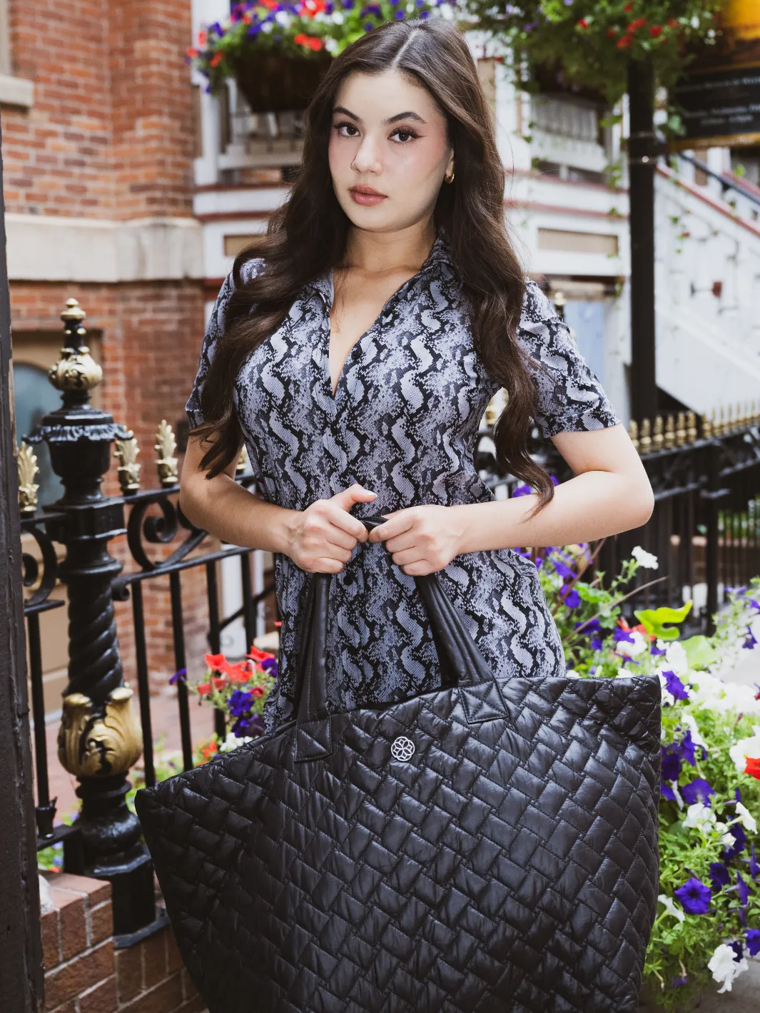 Large Quilted Tote Bag with Wallet & Crossbody Strap sold by Ameliora product image thumbnail 5