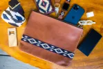 Limited Edition: Corbina Los Todos Pouch - Cognac sold by La Matera
