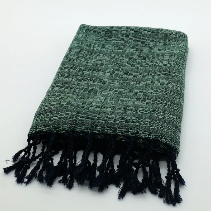 Handwoven Silk Throw with Fringe – Luxurious and Timeless Elegance sold by wboxgo